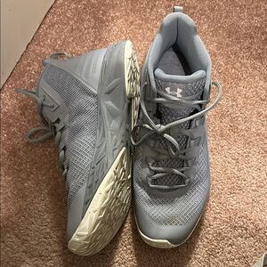 Under Armour Women's Gray Athletic Shoes